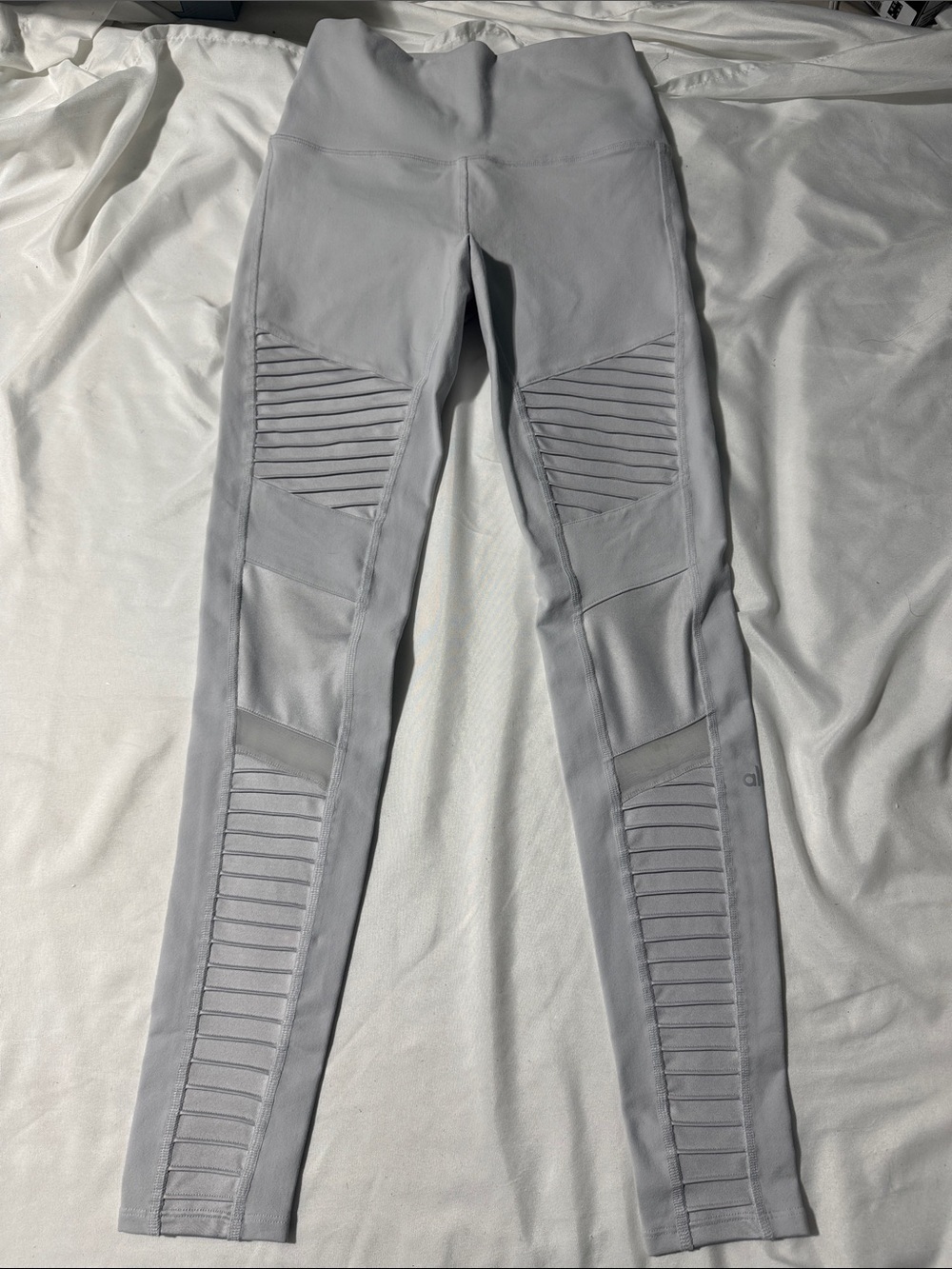 Alo Yoga High-Waist Moto Leggings Gray | Size Medium Athletic Athleisure Gym